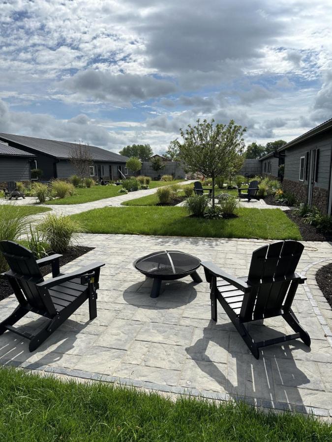 Big Cat Bungalows At The Haven - Lion 2 Canastota Extérieur photo
